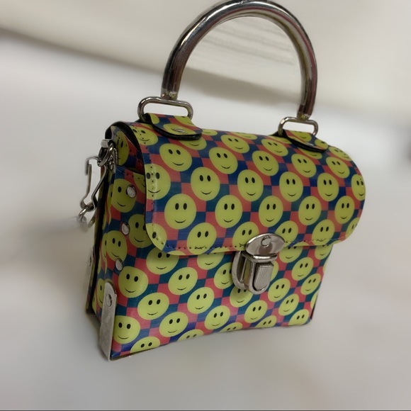 Vintage Handbags - 😊💖Vintage Groovy Y2K Smile Print Mini Purse💖😊